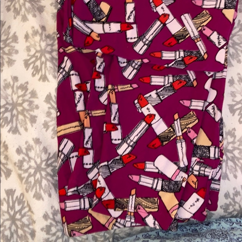 LuLaRoe Lipstick leggings